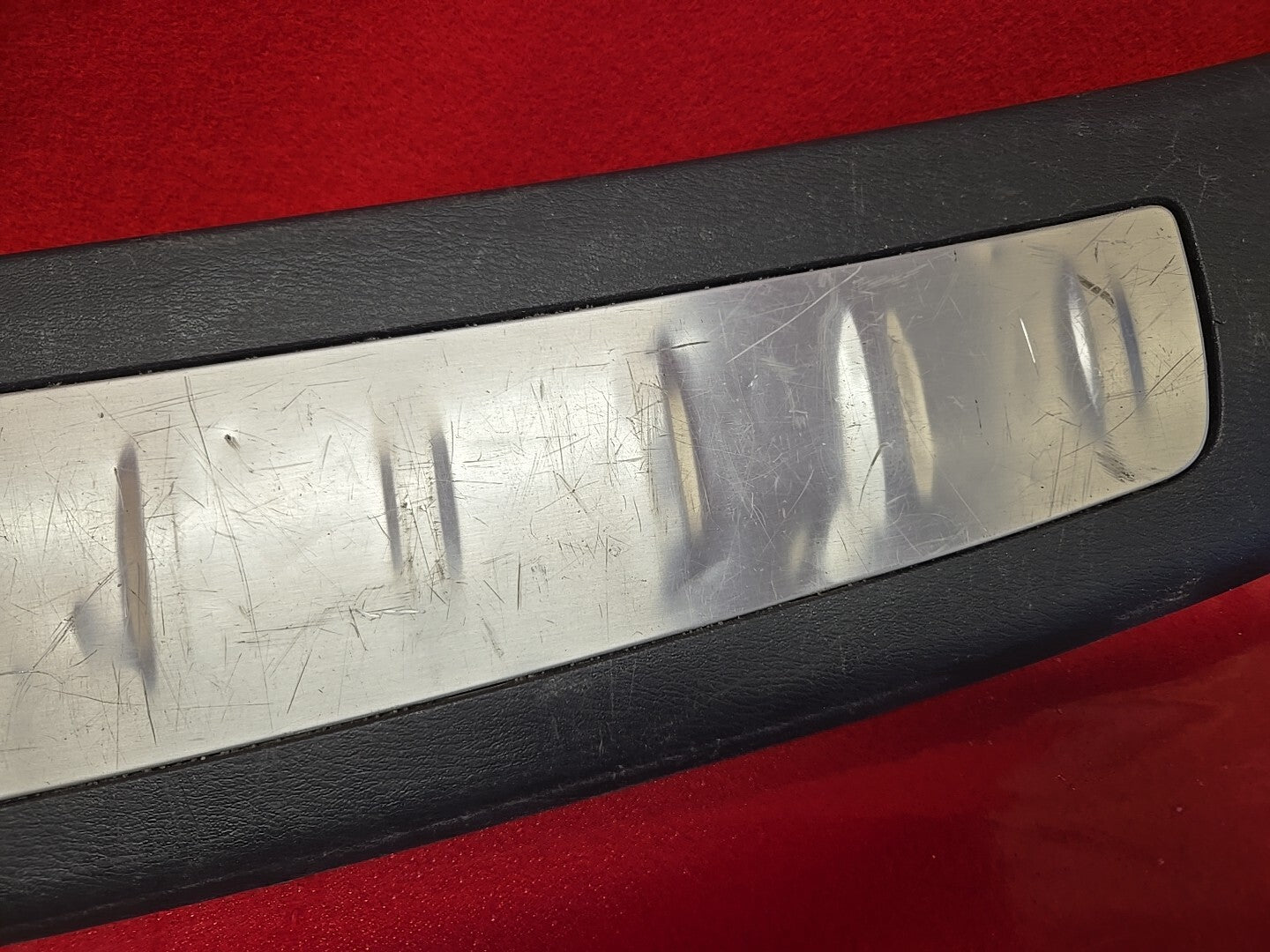 2013 Infiniti JX35 / 14-20 QX60 Liftgate Loading Sill Panel Kick Plate Trim