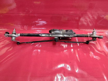 09-16 Hyundai Genesis Coupe Windshield Wiper Transmission Linkage w/ Motor