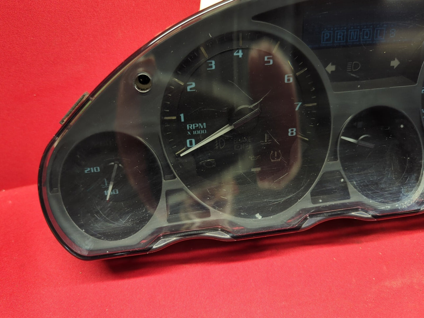2008 - 2013 Buick Enclave Speedometer Instrument Cluster 25810790 / 23172423