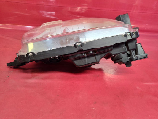 2018-2020 Mitsubishi Eclipse Cross RIGHT PASSENGER Signal Fog Headlight Sub-Lamp