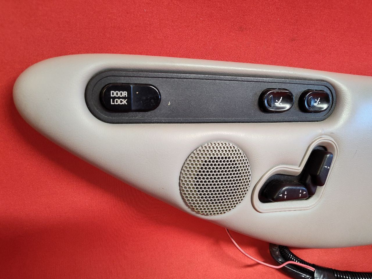 1995-1999 Oldsmobile Aurora RIGHT PASSENGER Door Seat Adjust Switch Panel Grey