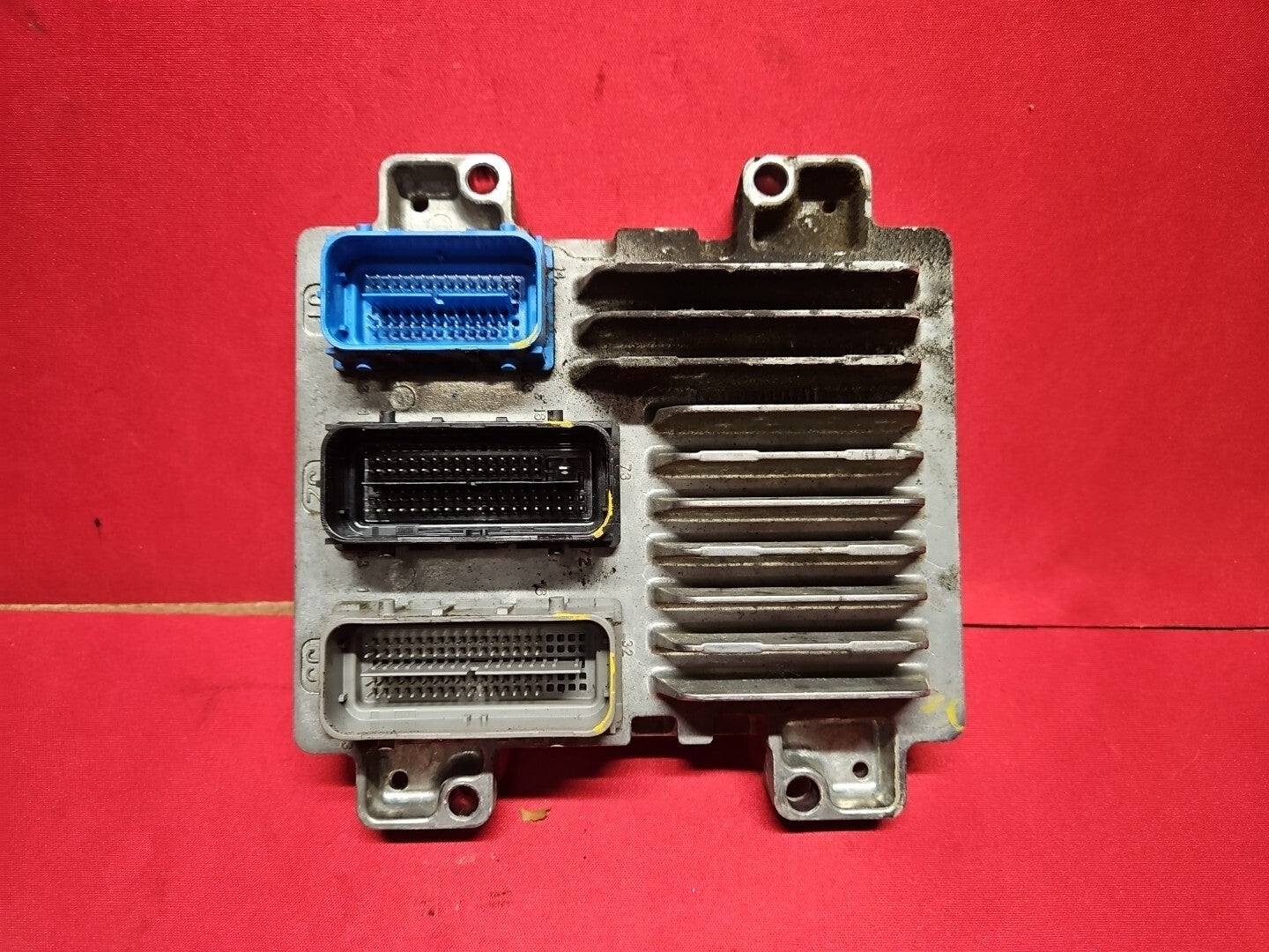2011 - 2020 Chevrolet Buick Cadillac GMC Engine Control Module ECM ECU 12656958
