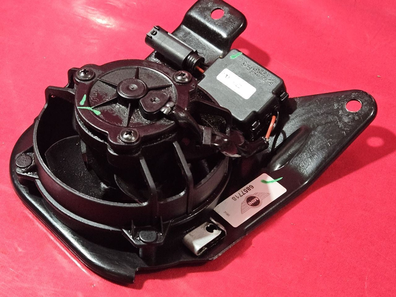 2002-2003 Mini Cooper Base / S 1.6L L4 Supercharged Power Steering Cooling Fan