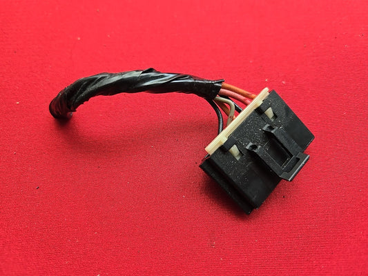 1995-1999 Oldsmobile Aurora Boot Deck Trunk / Fuel Door Release Switch - PIGTAIL
