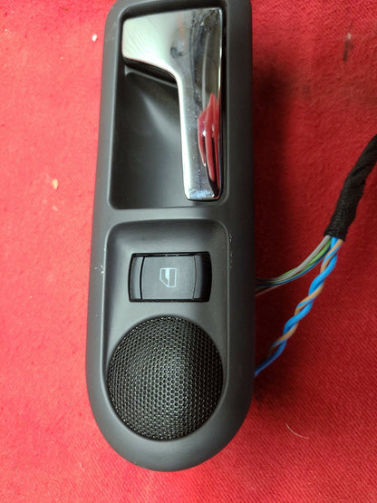 1998 - 2005 Volkswagen Passat - Rear Right Interior Door Handle - 3B0839114
