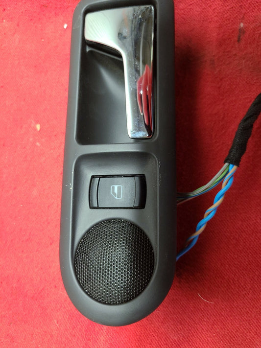 1998 - 2005 Volkswagen Passat - Rear Right Interior Door Handle - 3B0839114