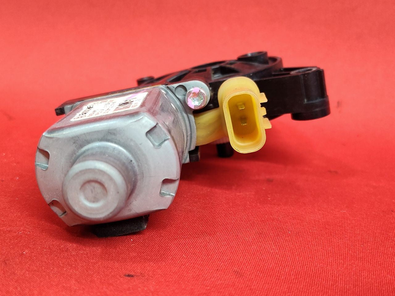 2019-2024 Kia Forte FRONT LEFT DRIVER Power Window Motor 82450-M6010