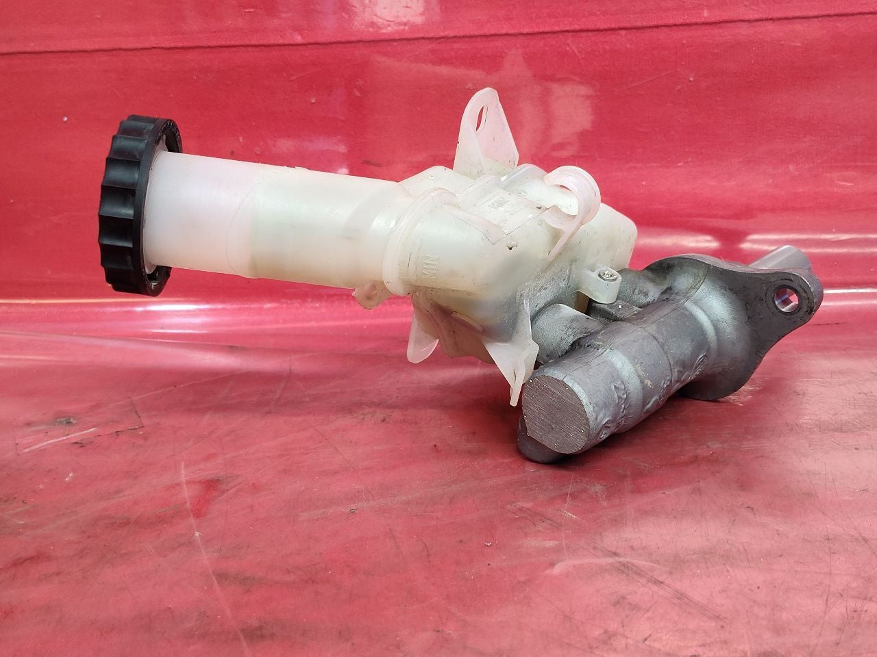 2018-2025 Mitsubishi Eclipse Cross 14-25 Outlander Brake Master Cylinder - 83k