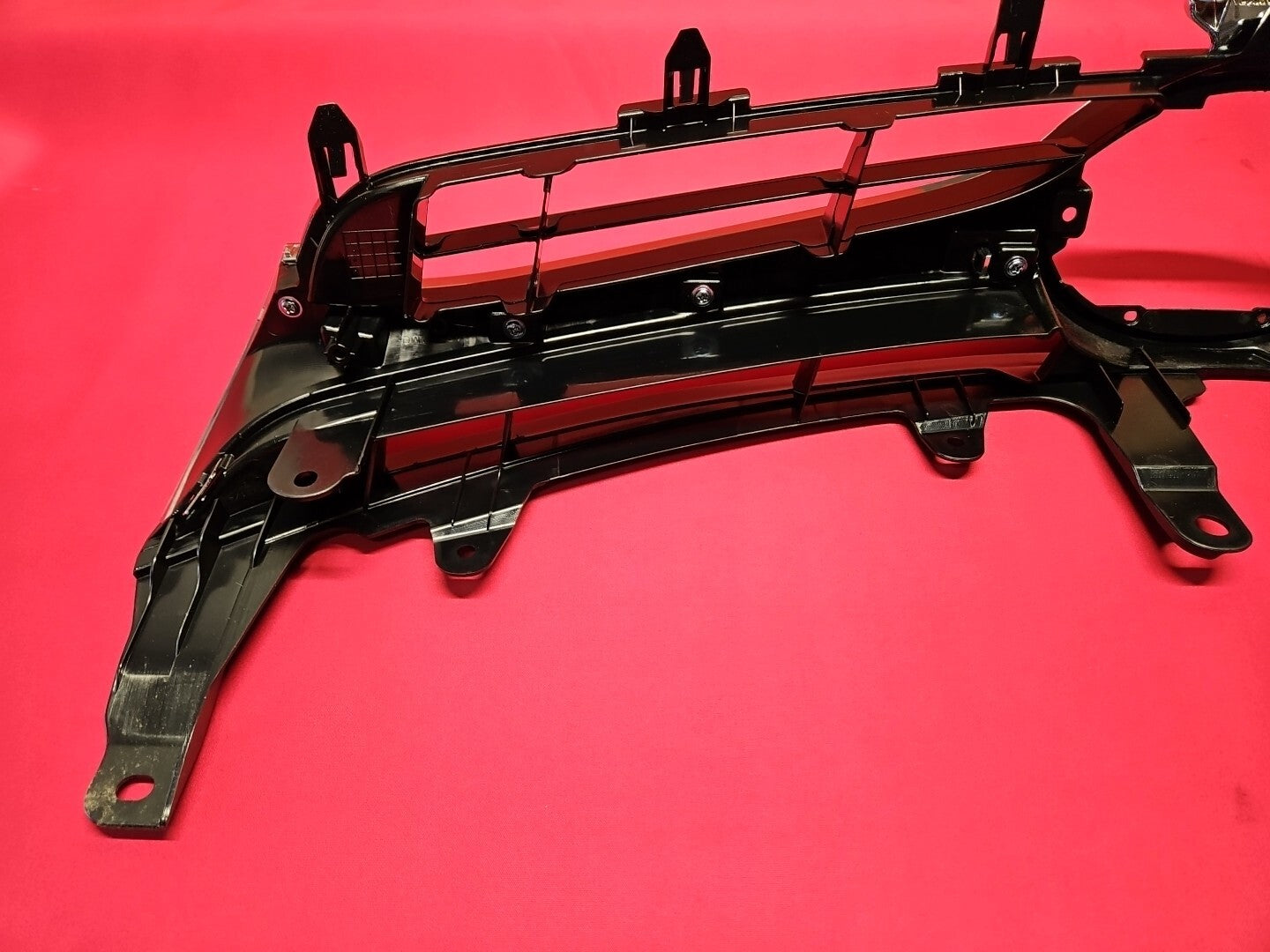 2015 2016 2017 Toyota Camry Grille W/o Pre-Crash - OEM Toyota - 53114-06061-B