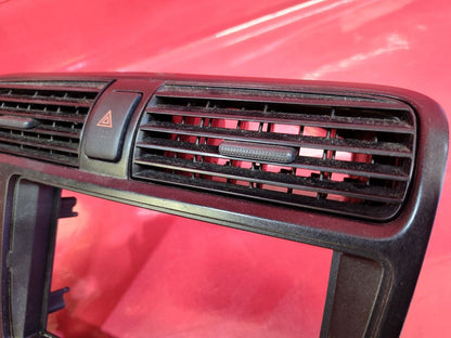 2001 2002 Honda Civic Coupe Radio Climate w/ A/C Air Vent Faceplate Bezel