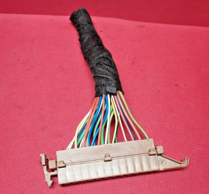 2001 - 2005 Audi Steering Wheel Height Adjust Module 	4D0-909-611   PIGTAIL