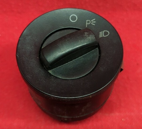 2008 2009 2010 2011 Ford Focus Headlight Lamp Switch Bezel