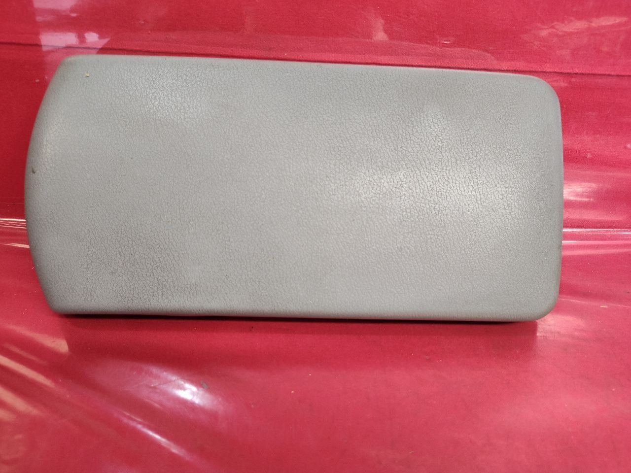 2004-2009 Dodge Durango Floor Center Console Arm Rest Lid w/ Button