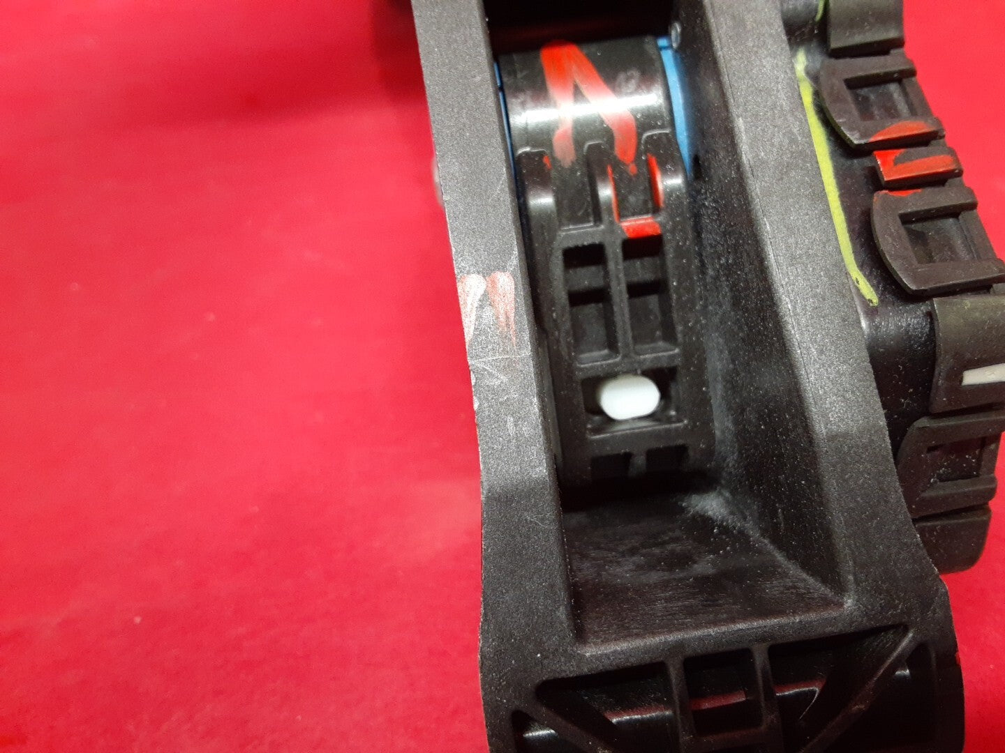 18-20 Buick Regal 16-19 Malibu 17-19 LaCrosse Accelerator Gas Pedal 84657611