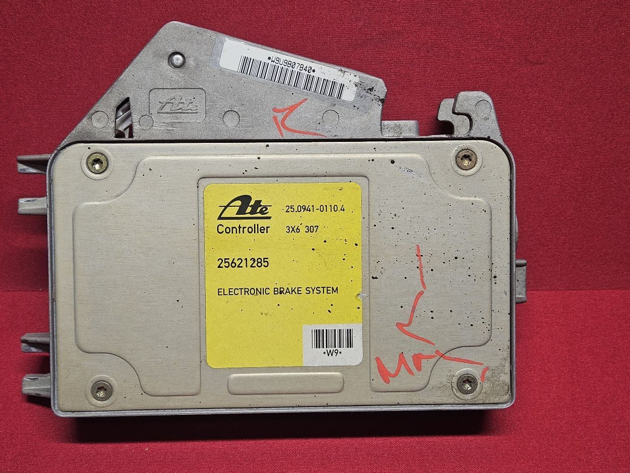 1996-1999 Oldsmobile Aurora Buick Riviera ABS Control Module w/ Traction
