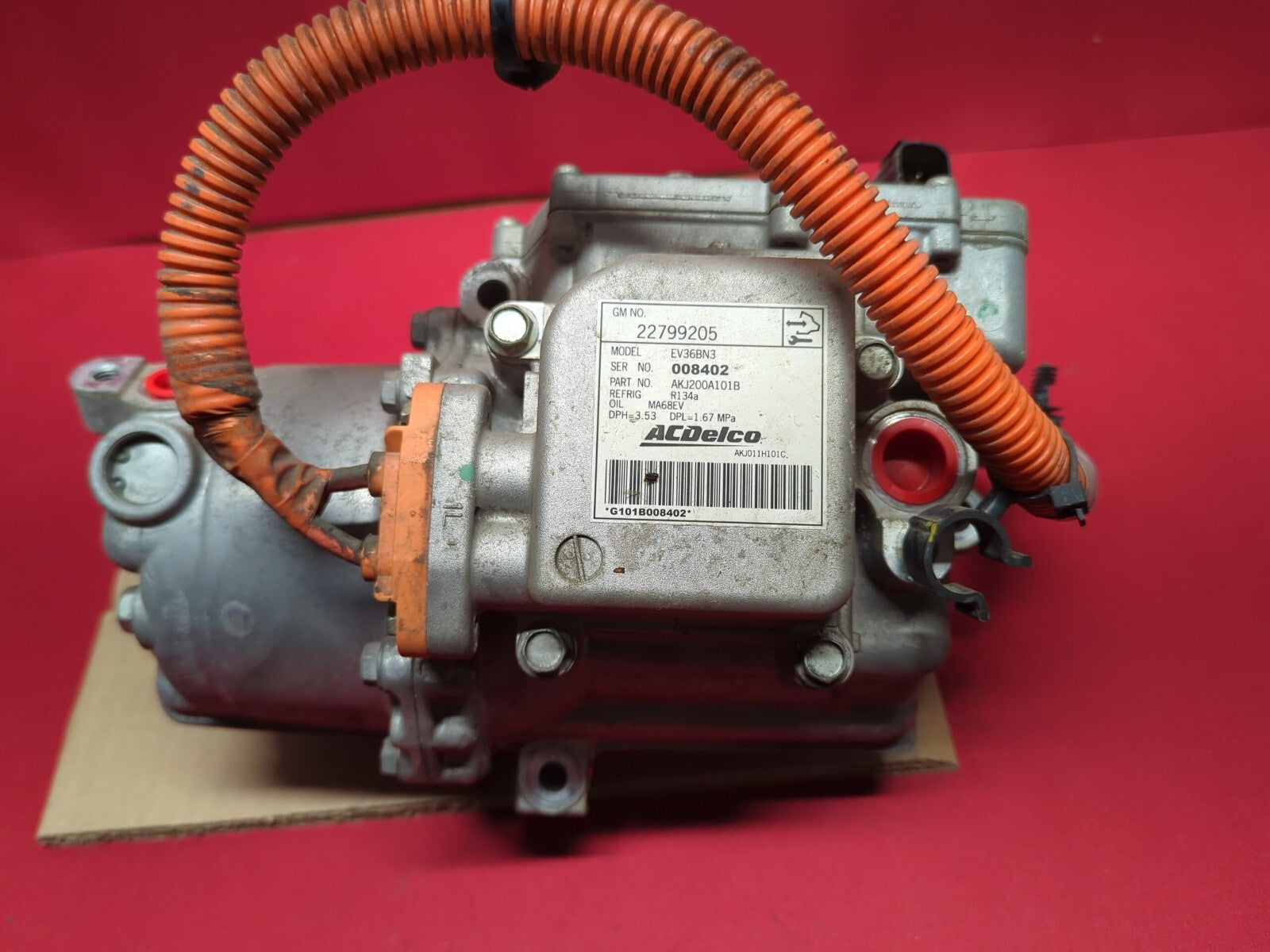 2011 - 2015 Chevy Volt Air Conditioning A/C Compressor Assembly 22799205