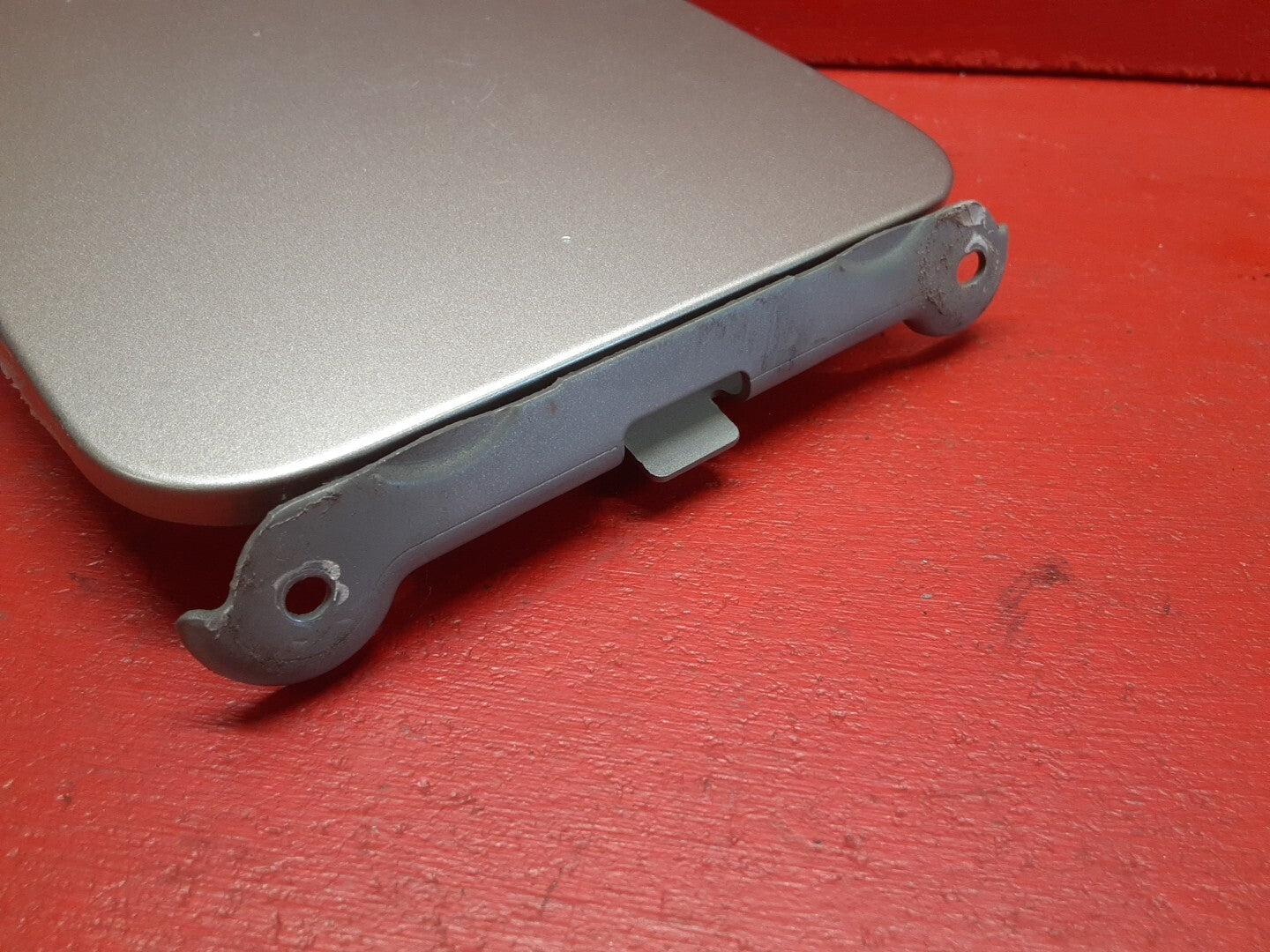 2000 - 2006 Nissan Sentra Fuel Filler Door Lid and Gas Cap