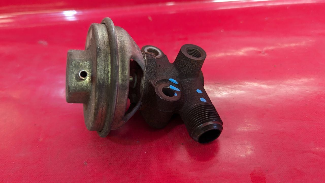 1998-2004 Nissan 1998-2000 Infiniti V6 Exhaust Gas Recirculation EGR Valve