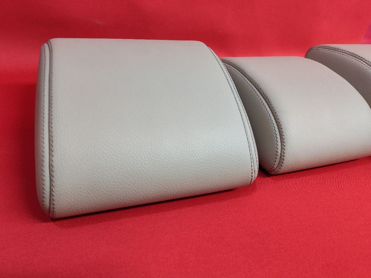 2010-2016 Land Rover LR4 V8 Rear Seat Headrest Set Almond TAURUS Leather