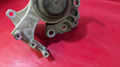 2022-2024 Mitsubishi Outlander RIGHT PASSENGER Engine Transmission Mount Bracket