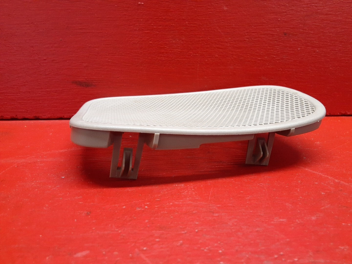 1998 - 2000 Volvo S70 V70 Dash Speaker Tweeter Cover Left and Right Pair