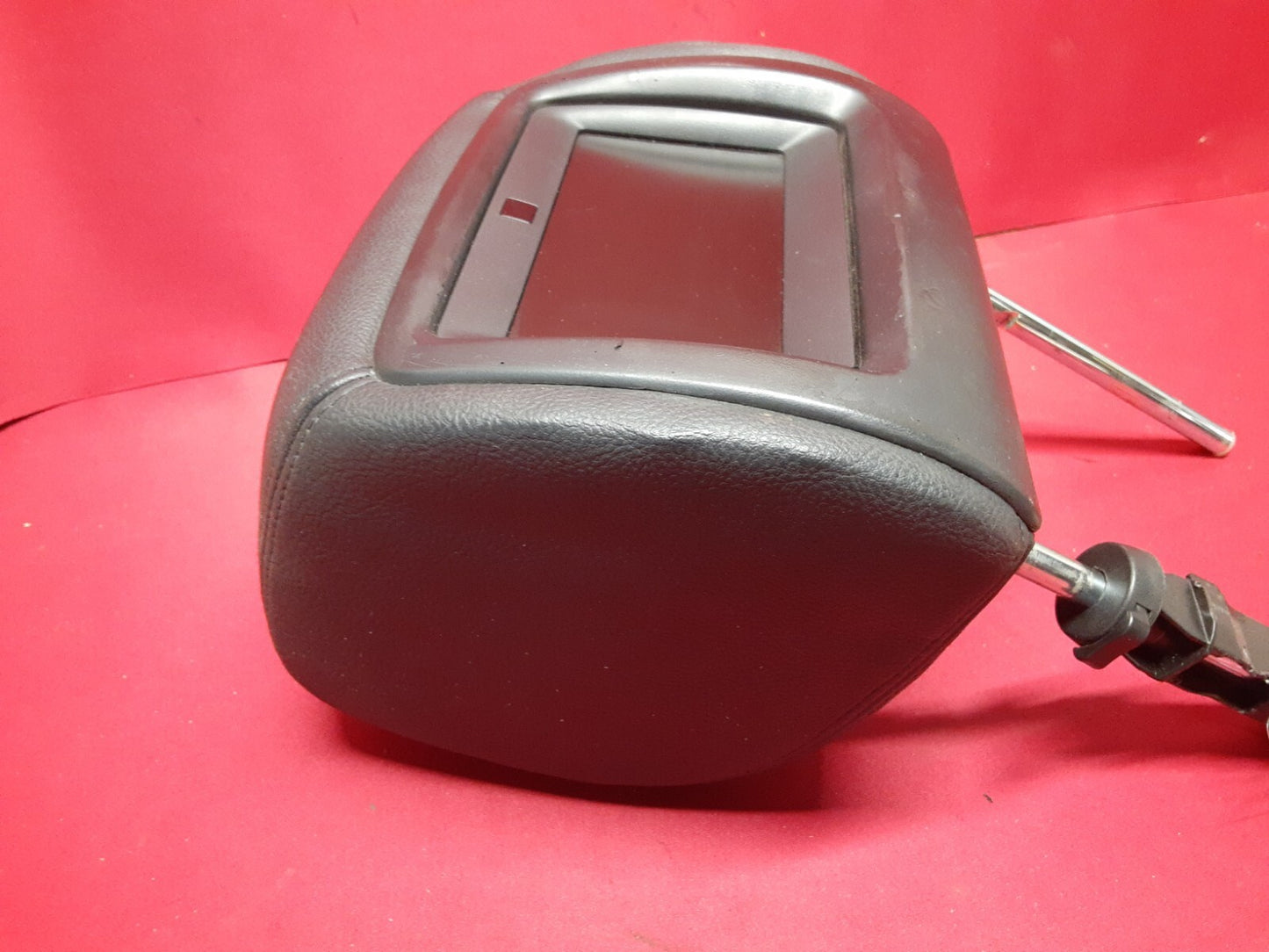 2006 2007 Land Range Rover SPORT (Qty:1) FRONT Leather Headrest w/ DVD Screen