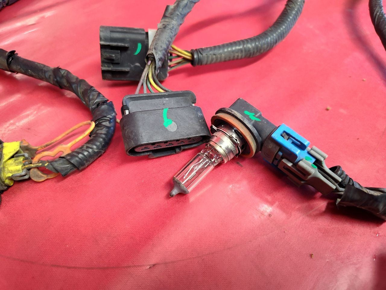 2012-2016 Chevy Chevrolet Impala Headlight Lamp Wiring Harness 22870592 