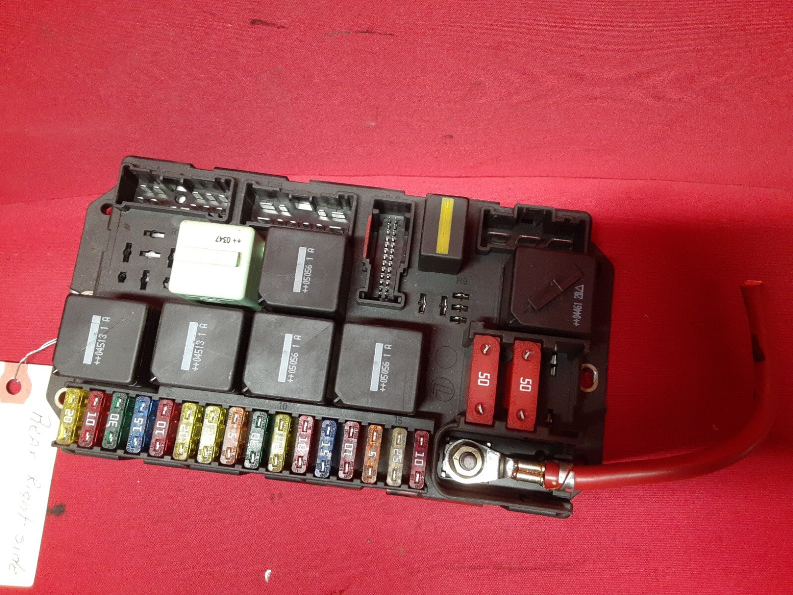 2005 Land Rover Range Rover HSE 4.4L V8 REAR Fuse Box Block YQE500290