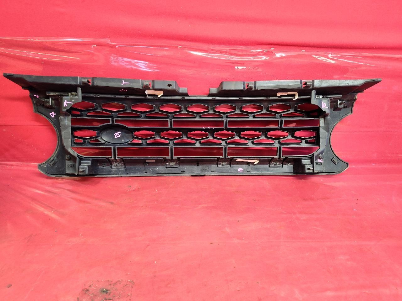 2010-2013 Land Rover LR4 Front Bumper Grille Gloss Black Inlay 820 Santorini Blk