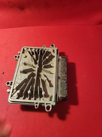 2006 - 2011 Volvo S40 Engine Control Unit Module ECM ECU 30650454