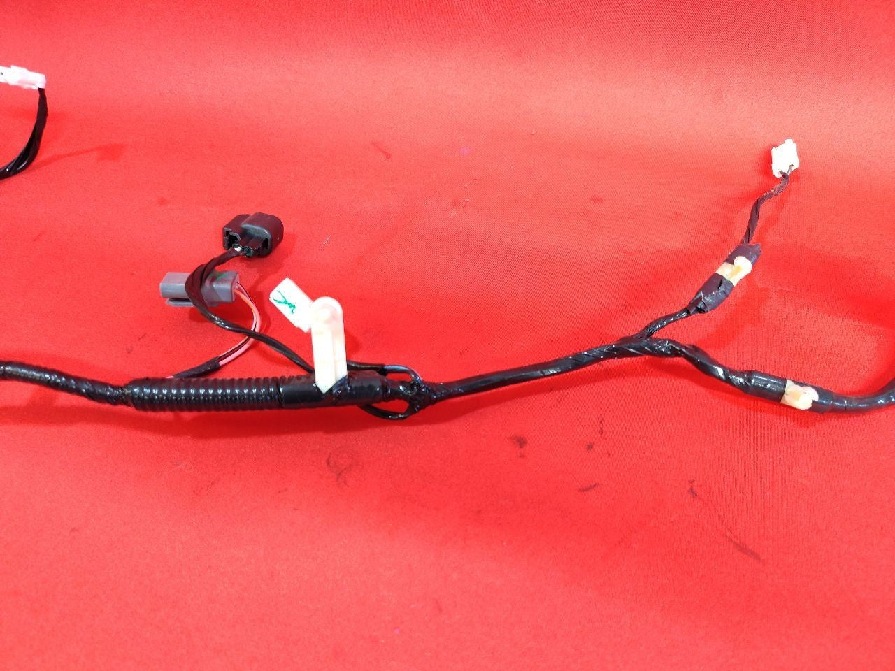 2001-2005 Mazda Tribute Ford Escape Liftgate Hatch Wiring Harness