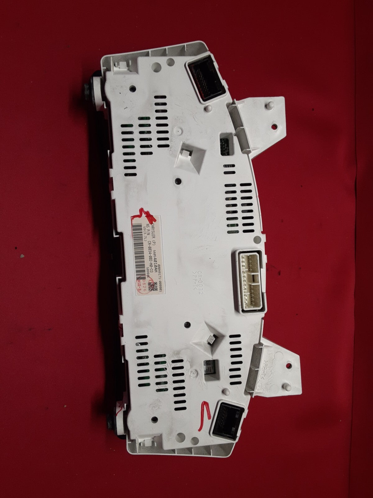 2006 Jeep Grand Cherokee Laredo A/T 3.7L V6 Speedometer Cluster 56054010AH