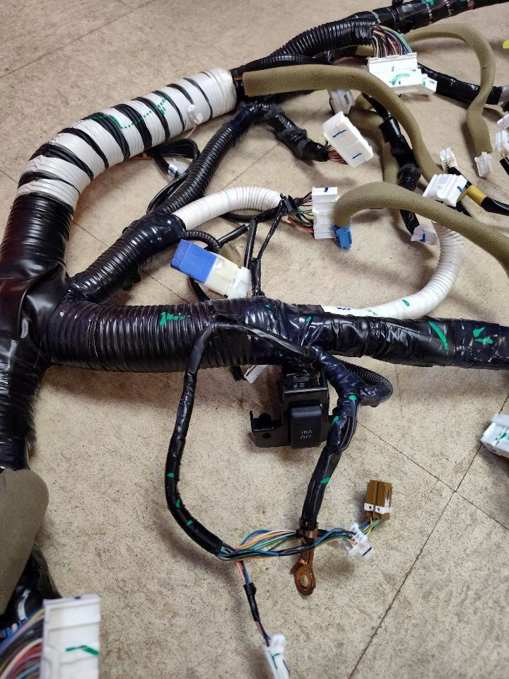 2011-2013 Infiniti QX56 Dash Wiring Harness AWD 3Row w/ LDP, ICC, NAVI, HFP