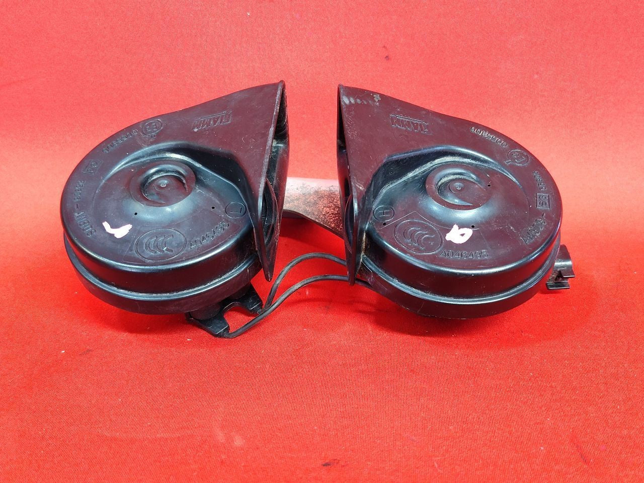 2005-2025 Nissan Pickup / SUV Low Note Electric Horn Set 25620-9BN1A