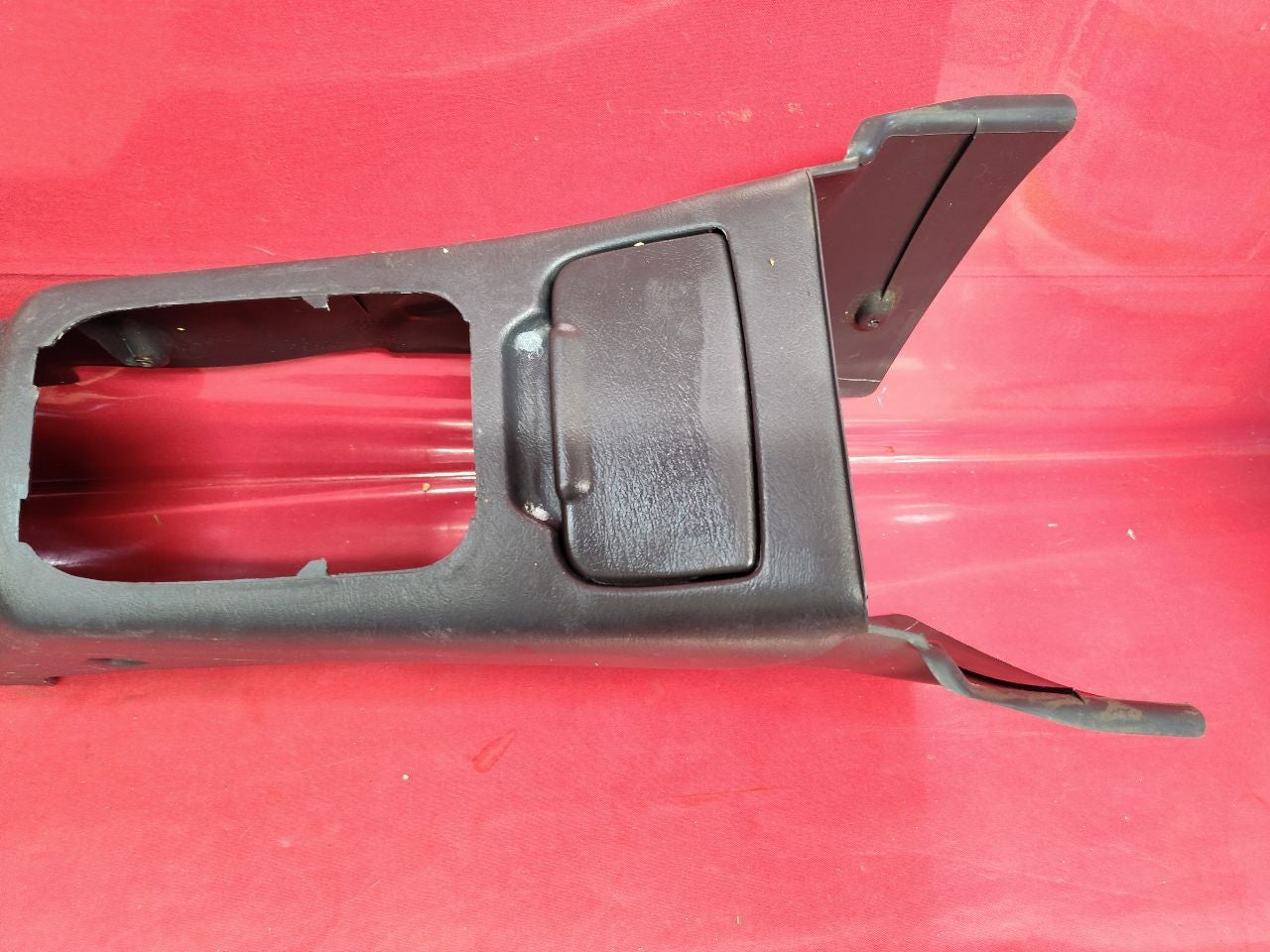 1998-2000 Toyota Rav4 Rav-4 MANUAL TRANSMISSION Center Console Shifter Housing