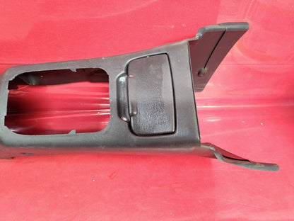 1998-2000 Toyota Rav4 Rav-4 MANUAL TRANSMISSION Center Console Shifter Housing