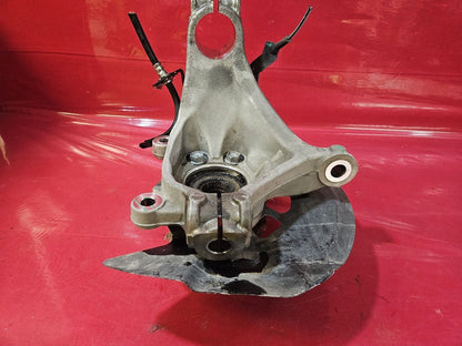 2022-2024 Mitsubishi Outlander FRONT RIGHT PASSENGER Spindle Knuckle Hub /Shield