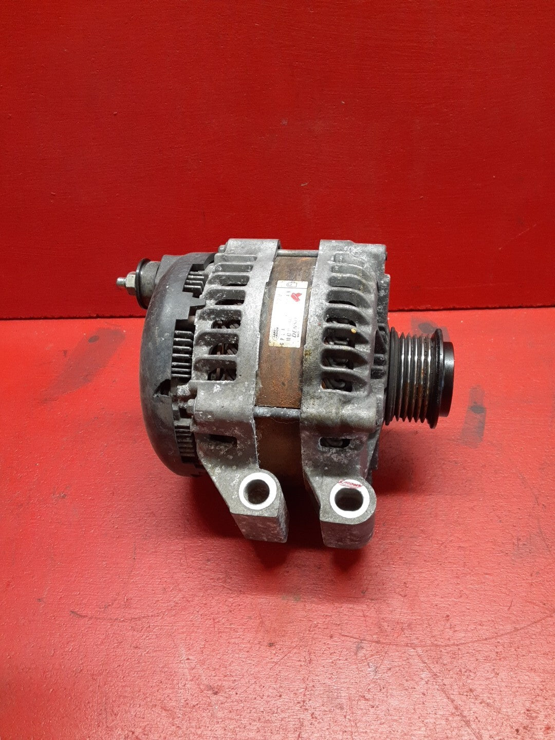 2013-2023 Land Rover Range Rover 5.0L V8 Alternator Assembly LR072764