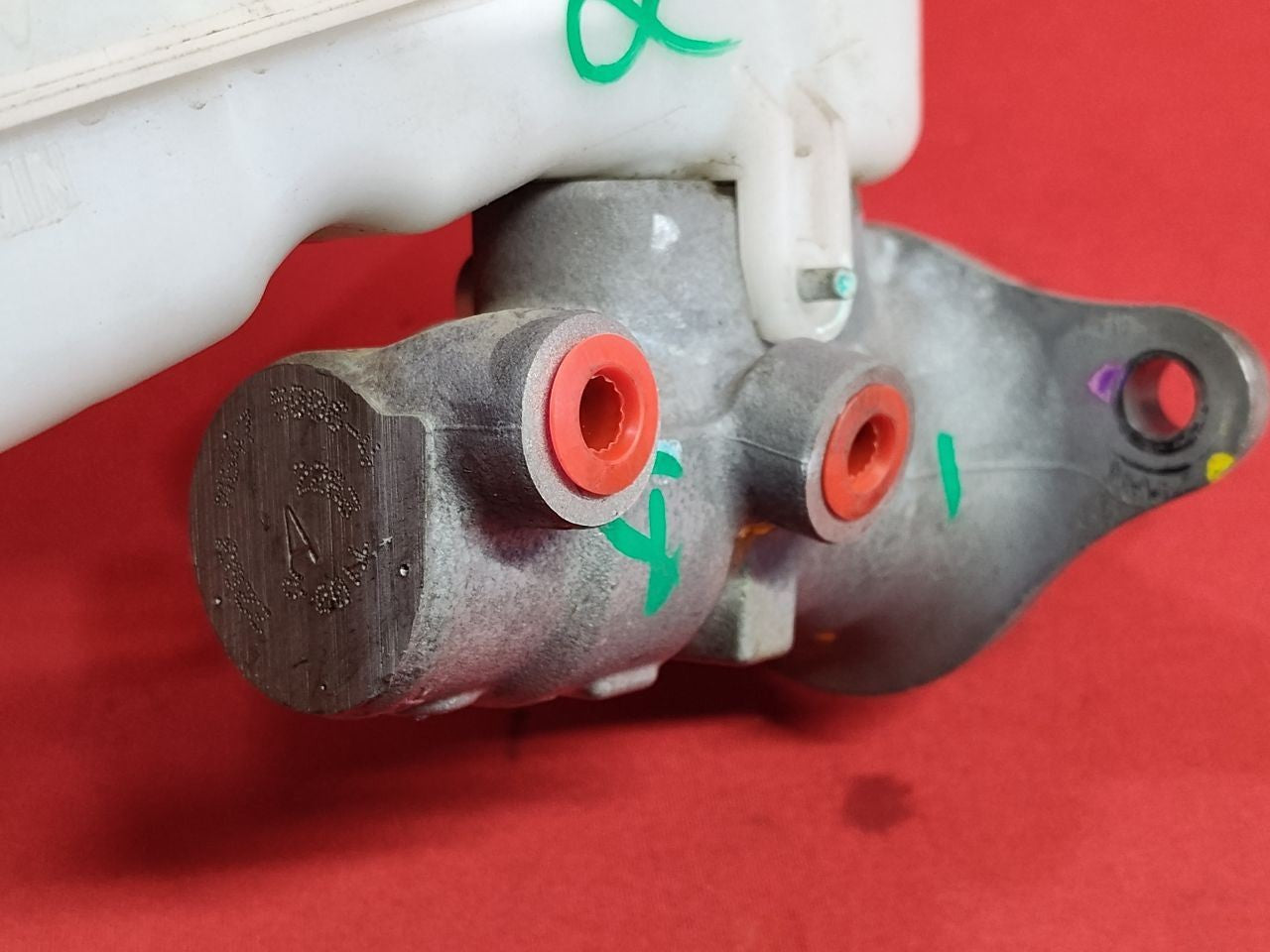 2012-2018 Ford Focus ELECTRIC EV Brake Master Cylinder w/ Reservoir Bottle