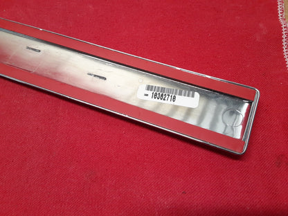 2005 2006 GMC Envoy * XL * REAR RIGHT PASSENGER Door Trim Molding Fascia Chrome
