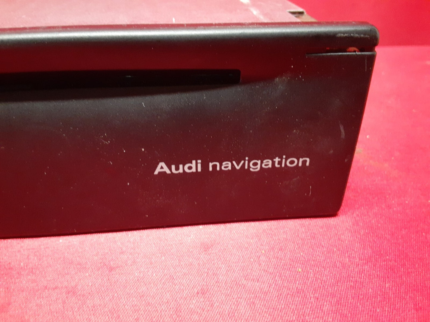 2002 - 2006 Audi Navigation System Player Unit 	4B0-919-887-EX
