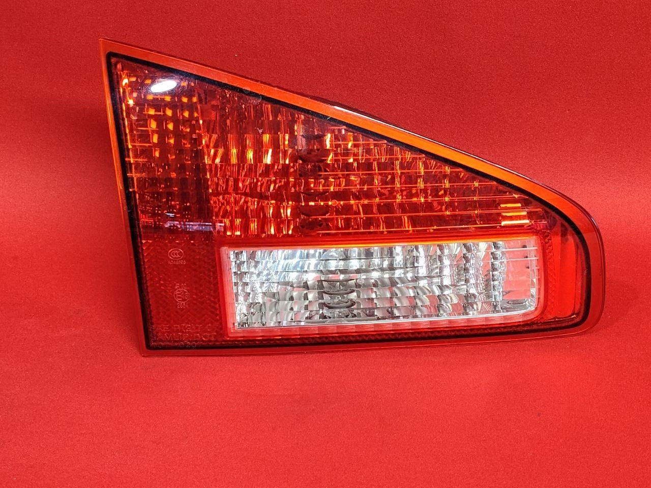2008-2014 Subaru Tribeca LEFT DRIVER INNER Liftgate Hatch Tail Light Lamp