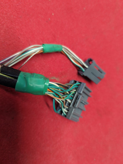 2006 Chrysler Pacifica Satellite Receiver Unit Module 56040995AA - PIGTAIL WIRES