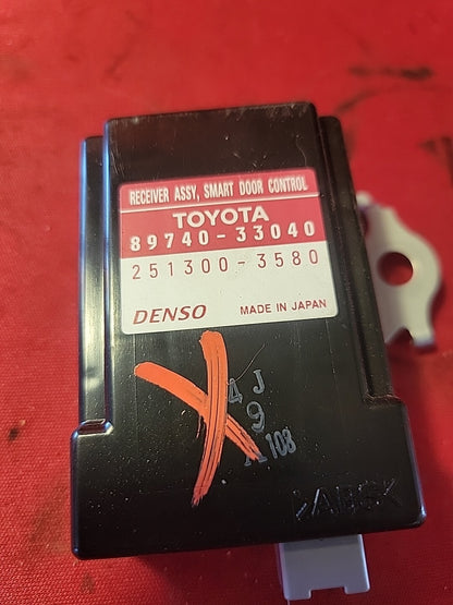 2007 2008 2009 Toyota Camry Door Lock Control Module Rear 89740-33040