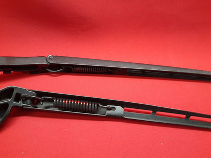 2011-2016 Chevrolet Impala Wiper Arm Set Left Right 20958933 20958932