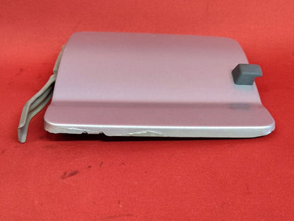 2000-2004 Nissan Xterra Frontier Gas Fuel Filler Door Lid Flap KV8 Silver Ice