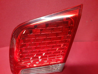 2011 - 2013 Kia Sorento RIGHT Tail Light Lamp on Trunk HALOGEN 92406-1U000