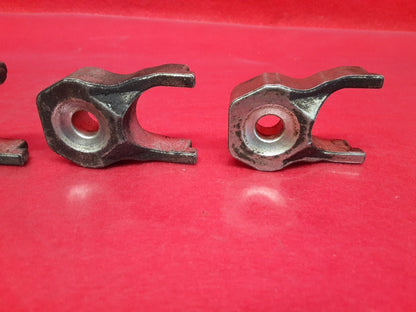 2007 Mazda CX7 CX-7 Fuel Injector Hold Down Bracket Set of 4