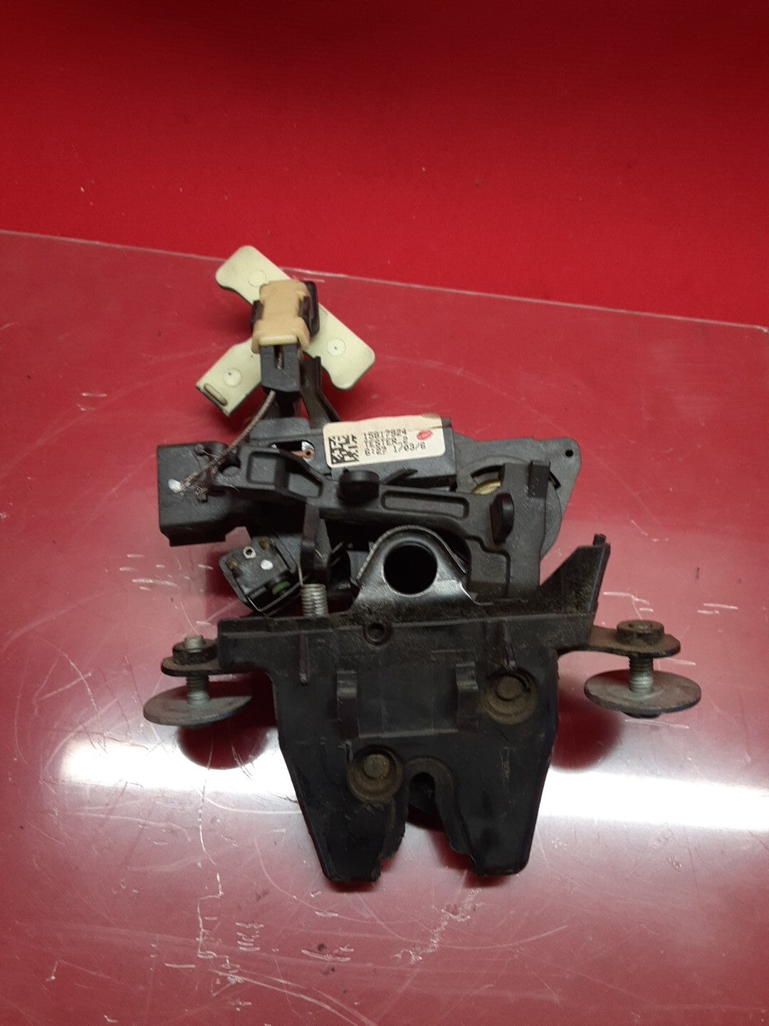 2004-2016 GM Impala DTS Lucerne Trunk Latch Lock Actuator 15817924