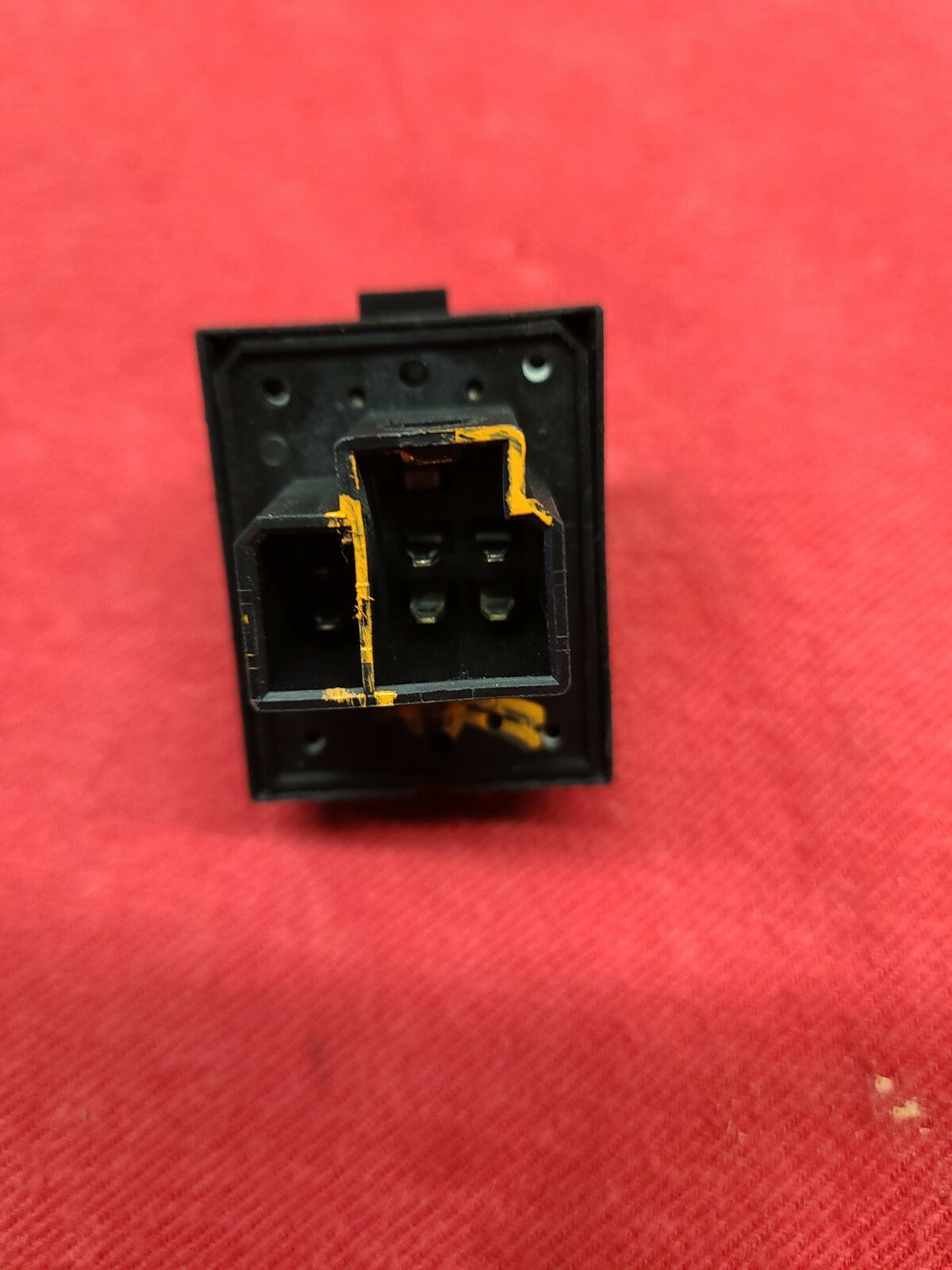 2001 2002 2003 2004 Jeep Grand Cherokee Limited Overland REAR Window Switch